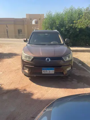 Ssang Yong Tivoli 2017 Brown Automatic Used for Sale in Greater Cairo ( Cairo + Giza)