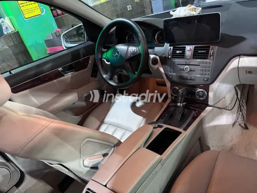 Mercedes C 180 2009 Silver Automatic Used for Sale in Greater Cairo ( Cairo + Giza) - 5