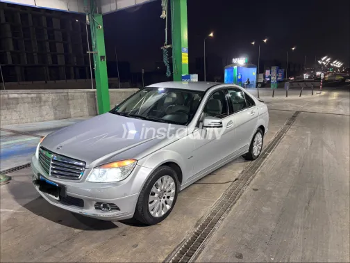 Mercedes C 180 2009 Silver Automatic Used for Sale in Greater Cairo ( Cairo + Giza) - 8