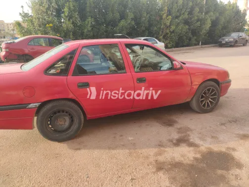 Opel Vectra 1994 Red Manual Used for Sale in Greater Cairo ( Cairo + Giza) - 1