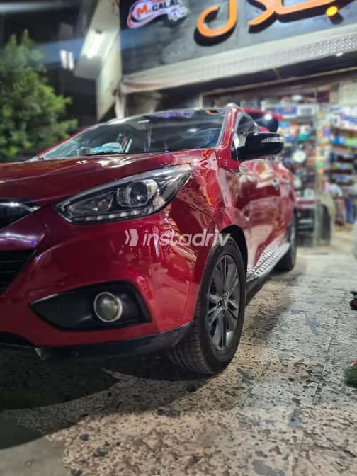 Hyundai IX 35 2015 Red Automatic Used for Sale in Greater Cairo ( Cairo + Giza) - 1