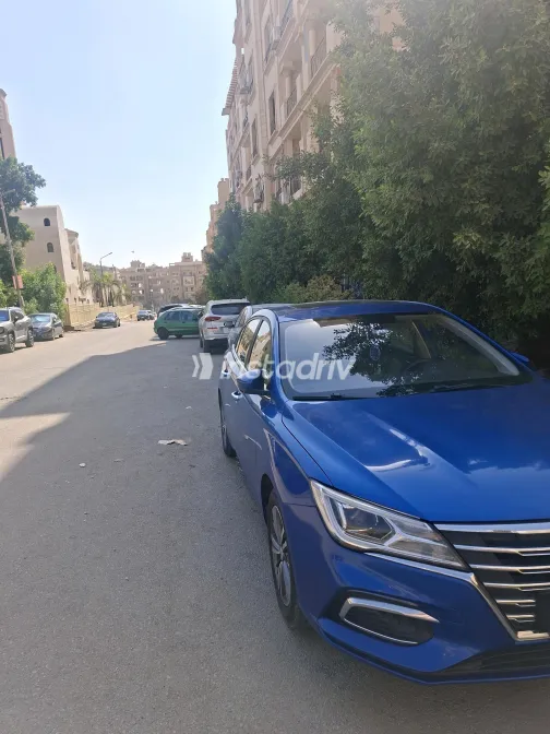 ام جى 5 2022 أزرق CVT مستعملة للبيع في القاهرة الكبرى ( القاهرة - الجيزة) - 2