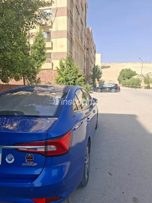 ام جى 5 2022 أزرق CVT مستعملة للبيع في القاهرة الكبرى ( القاهرة - الجيزة) - 5