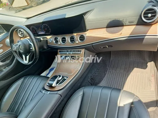 Mercedes E 200 2020 Black Automatic Used for Sale in Greater Cairo ( Cairo + Giza) - 8