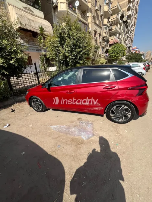 Hyundai I20 2021 Red Automatic Used for Sale in Greater Cairo ( Cairo + Giza) - 5