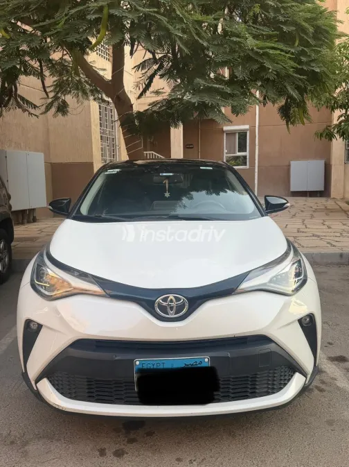 Toyota C-HR 2022 White Automatic Used for Sale in Greater Cairo ( Cairo + Giza) - 7