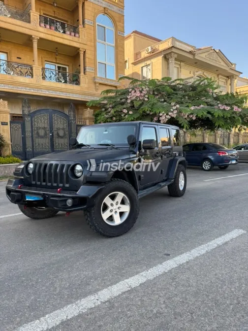 Jeep Wrangler 2015 Dark Gray Automatic Used for Sale in Greater Cairo ( Cairo + Giza) - 2