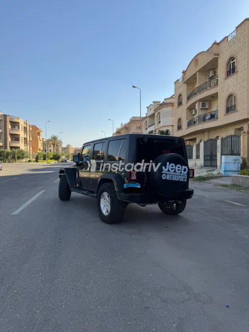 Jeep Wrangler 2015 Dark Gray Automatic Used for Sale in Greater Cairo ( Cairo + Giza) - 3