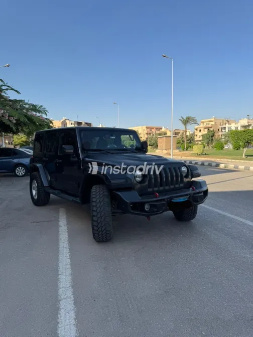 Jeep Wrangler 2015 Dark Gray Automatic Used for Sale in Greater Cairo ( Cairo + Giza) - 5