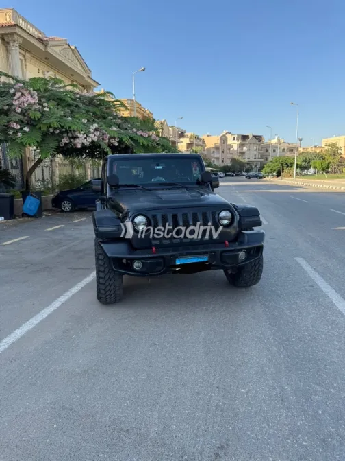 Jeep Wrangler 2015 Dark Gray Automatic Used for Sale in Greater Cairo ( Cairo + Giza) - 6