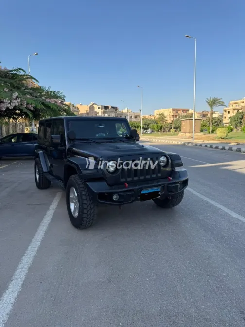 Jeep Wrangler 2015 Dark Gray Automatic Used for Sale in Greater Cairo ( Cairo + Giza) - 10