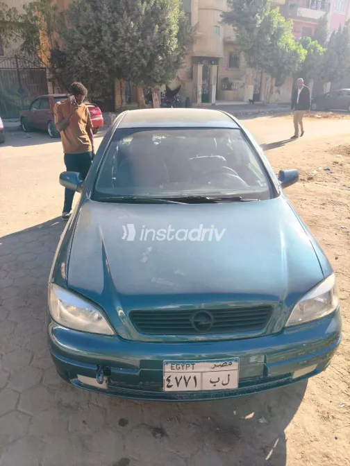 Opel Astra 2001 Green Manual Used for Sale in Greater Cairo ( Cairo + Giza) - 2