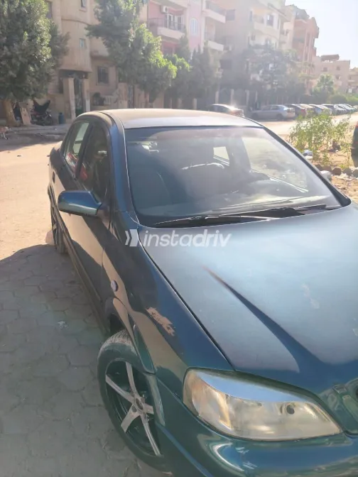 Opel Astra 2001 Green Manual Used for Sale in Greater Cairo ( Cairo + Giza) - 4