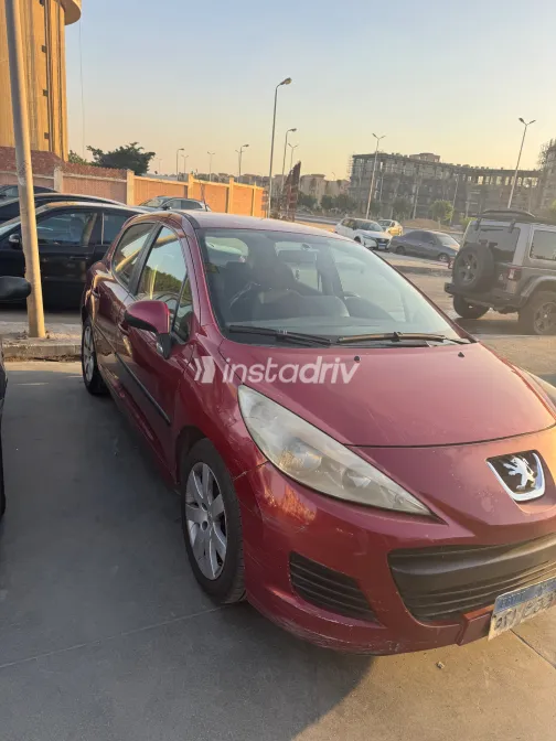 Peugeot 207 2011 White Automatic Used for Sale in Greater Cairo ( Cairo + Giza) - 2