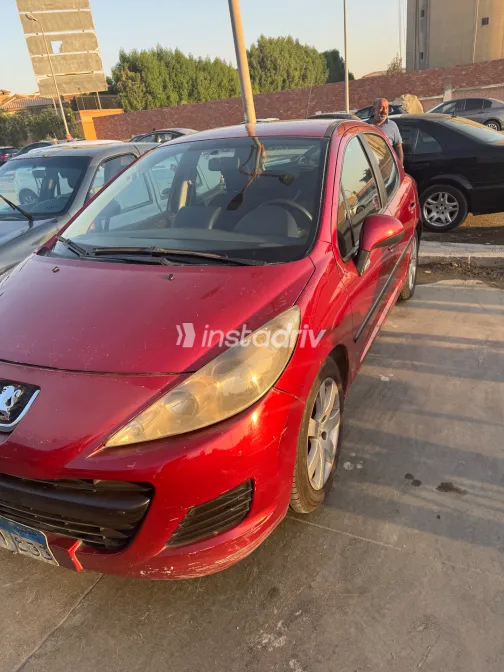 Peugeot 207 2011 White Automatic Used for Sale in Greater Cairo ( Cairo + Giza) - 3