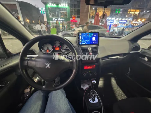 Peugeot 207 2011 White Automatic Used for Sale in Greater Cairo ( Cairo + Giza) - 4