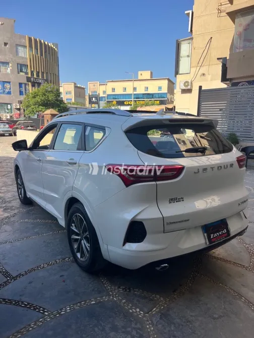 Jetour X70 2021 White Automatic Used for Sale in Greater Cairo ( Cairo + Giza) - 1