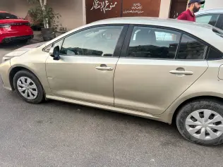 Toyota Corolla 2021 Gold Automatic Used for Sale in Greater Cairo ( Cairo + Giza)
