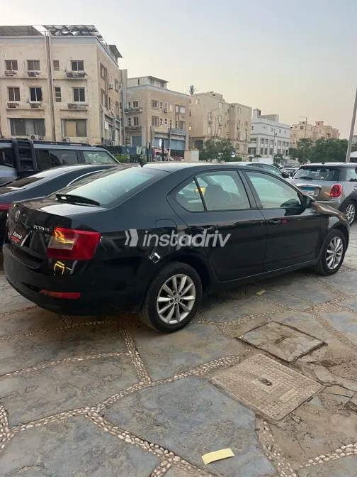 Skoda Octavia 2015 Black Automatic Used for Sale in Greater Cairo ( Cairo + Giza) - 1