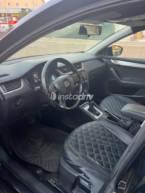 Skoda Octavia 2015 Black Automatic Used for Sale in Greater Cairo ( Cairo + Giza) - 3