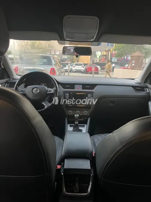 Skoda Octavia 2015 Black Automatic Used for Sale in Greater Cairo ( Cairo + Giza) - 10