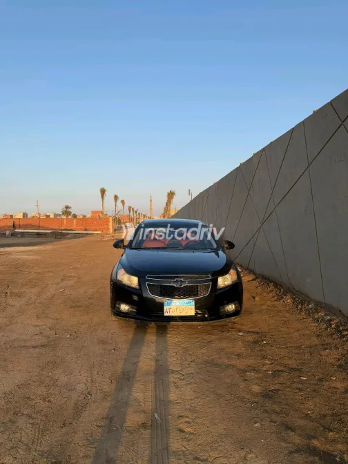 شيفروليه كروز 2011 أسود أوتوماتيك مستعملة للبيع في القاهرة الكبرى ( القاهرة - الجيزة) - 9