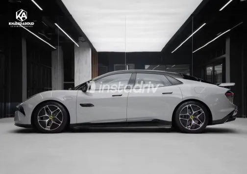 Lotus Emeya 2025 White Automatic Used for Sale in Greater Cairo ( Cairo + Giza) - 10