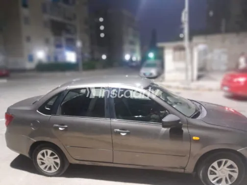 Lada Granta 2017 Gray Manual Used for Sale in Greater Cairo ( Cairo + Giza) - 1