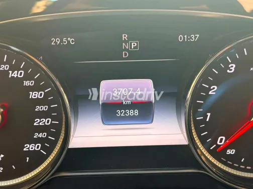 Mercedes E 180 2018 Black Automatic Used for Sale in Greater Cairo ( Cairo + Giza) - 2