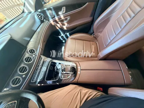 Mercedes E 180 2018 Black Automatic Used for Sale in Greater Cairo ( Cairo + Giza) - 5