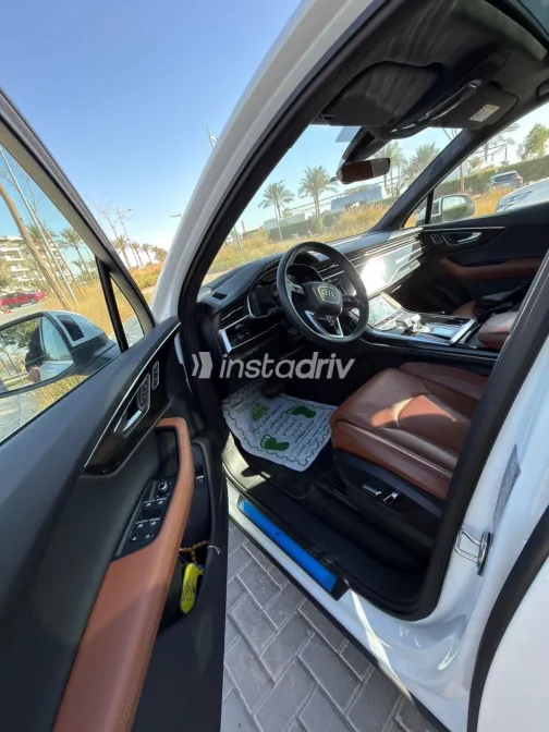 اودي Q7 2024 أبيض أوتوماتيك مستعملة للبيع في القاهرة الكبرى ( القاهرة - الجيزة) - 7