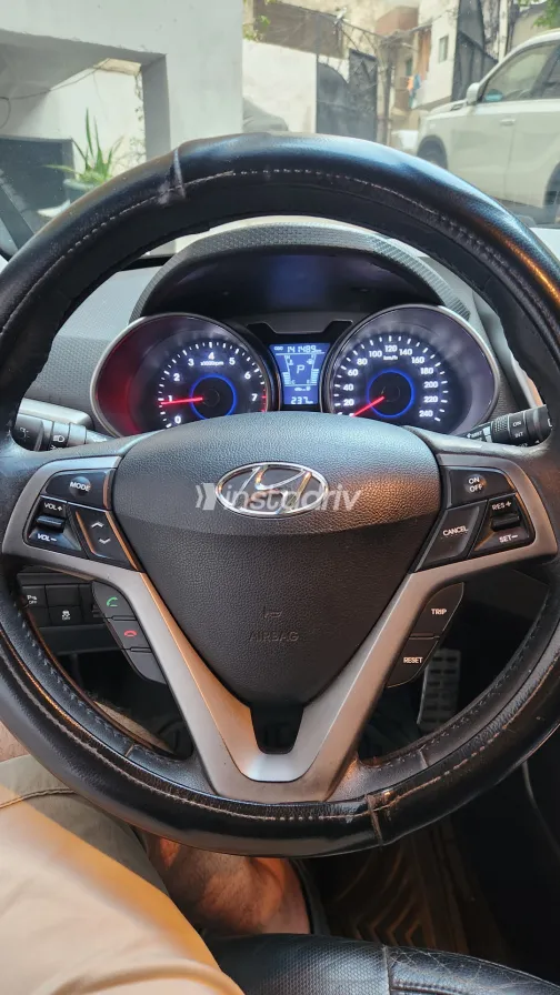 هيونداي فيلوستر 2012 أحمر أوتوماتيك مستعملة للبيع في القاهرة الكبرى ( القاهرة - الجيزة) - 1