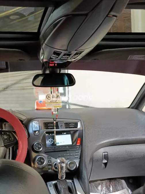 Ds DS5 2015 Bronze Automatic Used for Sale in Greater Cairo ( Cairo + Giza) - 9