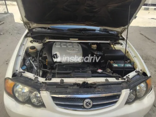 Kia Spectra 2001 White Automatic Used for Sale in Greater Cairo ( Cairo + Giza) - 4
