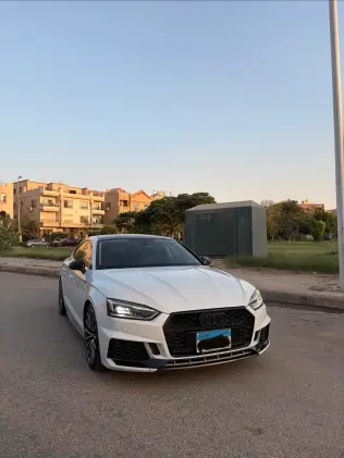 اودي A5 2019 أبيض أوتوماتيك مستعملة للبيع في القاهرة الكبرى ( القاهرة - الجيزة)
