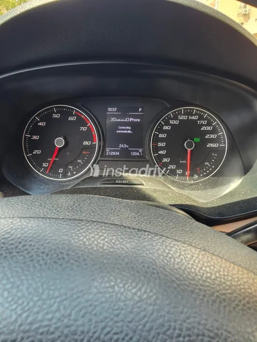 Seat Leon 2018 Silver Automatic Used for Sale in Greater Cairo ( Cairo + Giza) - 1