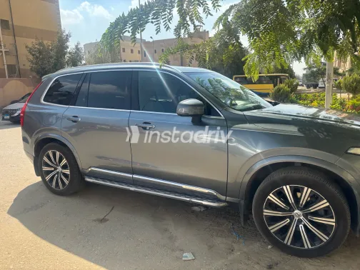 فولفو XC90 2020 رمادي غامق أوتوماتيك مستعملة للبيع في القاهرة الكبرى ( القاهرة - الجيزة) - 3