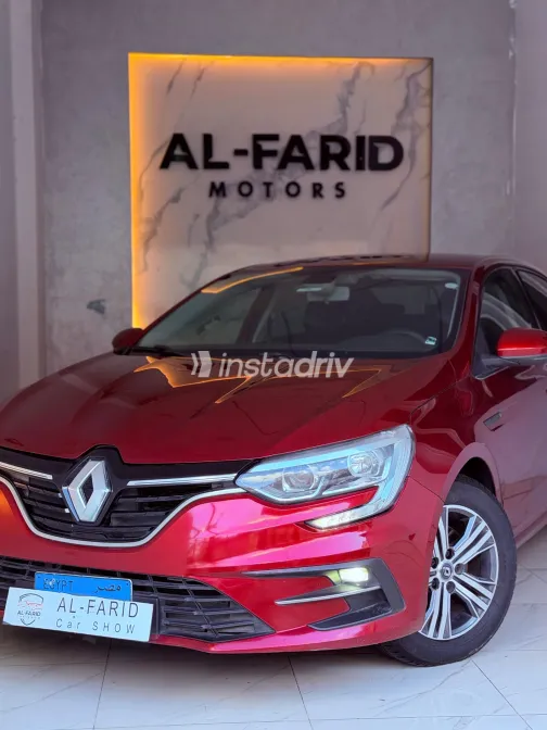 Renault Megane 2023 Red Automatic Used for Sale in Greater Cairo ( Cairo + Giza) - 4