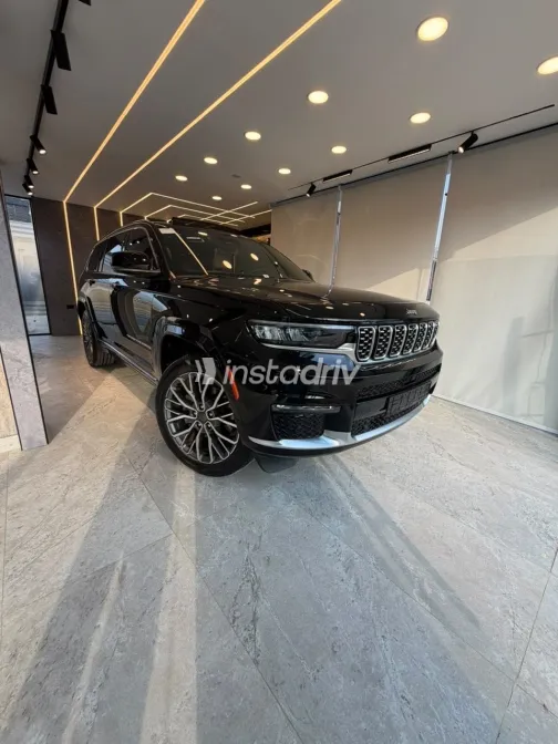 Jeep Grand Cherokee 2023 Black Automatic Used for Sale in Greater Cairo ( Cairo + Giza) - 8