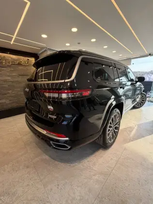 Jeep Grand Cherokee 2023 Black Automatic Used for Sale in Greater Cairo ( Cairo + Giza)