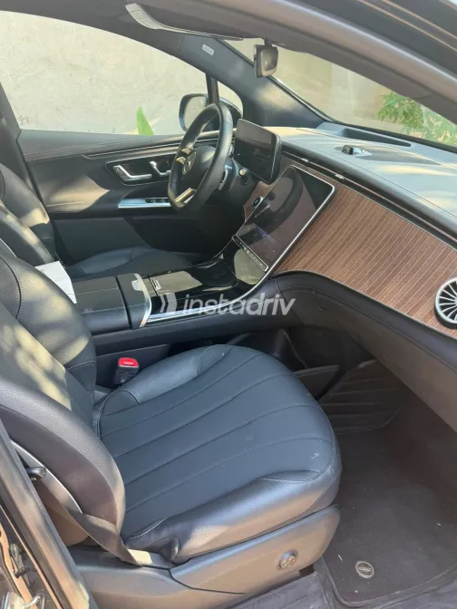مرسيدس E 350 2024 أسود أوتوماتيك مستعملة للبيع في القاهرة الكبرى ( القاهرة - الجيزة) - 3