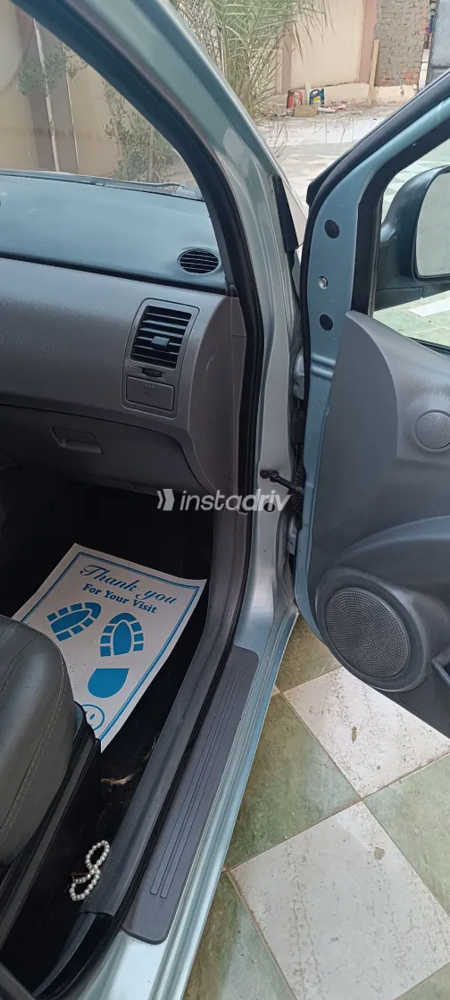 Hyundai Matrix 2008 White Automatic Used for Sale in Greater Cairo ( Cairo + Giza) - 7