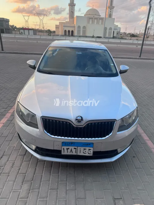 Skoda Octavia 2015 Silver Automatic Used for Sale in Greater Cairo ( Cairo + Giza) - 1
