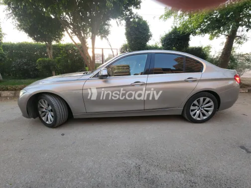 BMW 318 2018 Silver Automatic Used for Sale in Greater Cairo ( Cairo + Giza) - 2