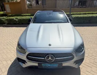 مرسيدس E 300 2021 فضي أوتوماتيك مستعملة للبيع في القاهرة الكبرى ( القاهرة - الجيزة)