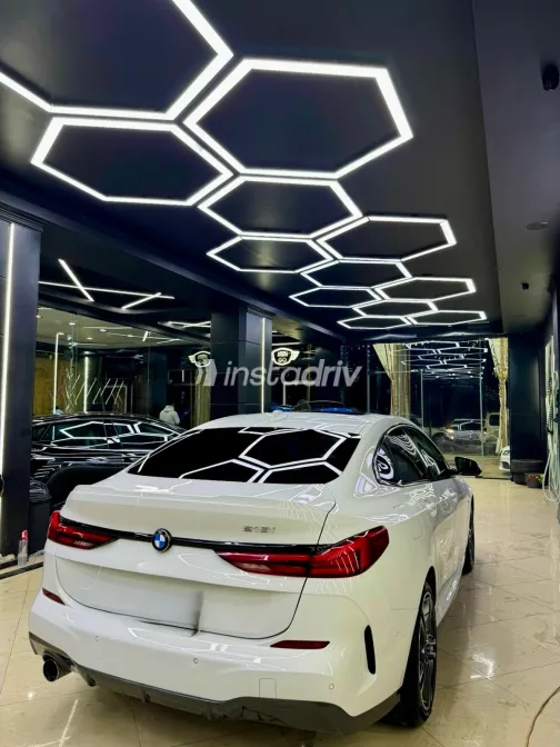 بي ام دبليو 218 i 2021 أبيض أوتوماتيك مستعملة للبيع في القاهرة الكبرى ( القاهرة - الجيزة) - 4