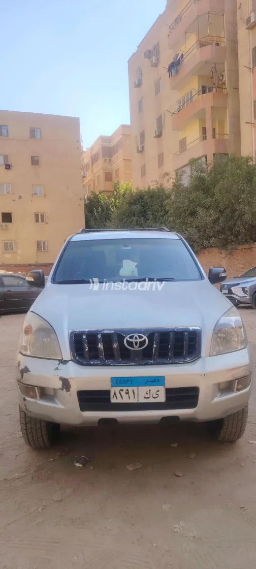 تويوتا برادو 2006 فضي يدوي مستعملة للبيع في القاهرة الكبرى ( القاهرة - الجيزة) - 2