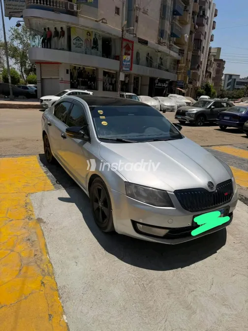 سكودا اوكتافيا 2014 فضي أوتوماتيك مستعملة للبيع في القاهرة الكبرى ( القاهرة - الجيزة) - 4