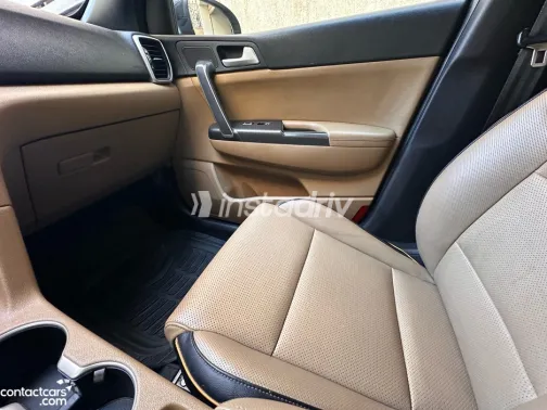 Kia Sportage 2022 Black Automatic Used for Sale in Greater Cairo ( Cairo + Giza) - 3
