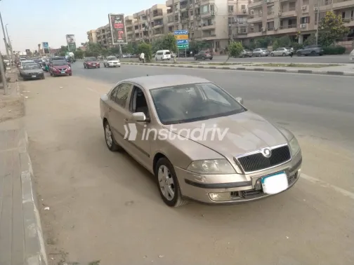 سكودا اوكتافيا 2005 ذهبي يدوي مستعملة للبيع في القاهرة الكبرى ( القاهرة - الجيزة) - 5